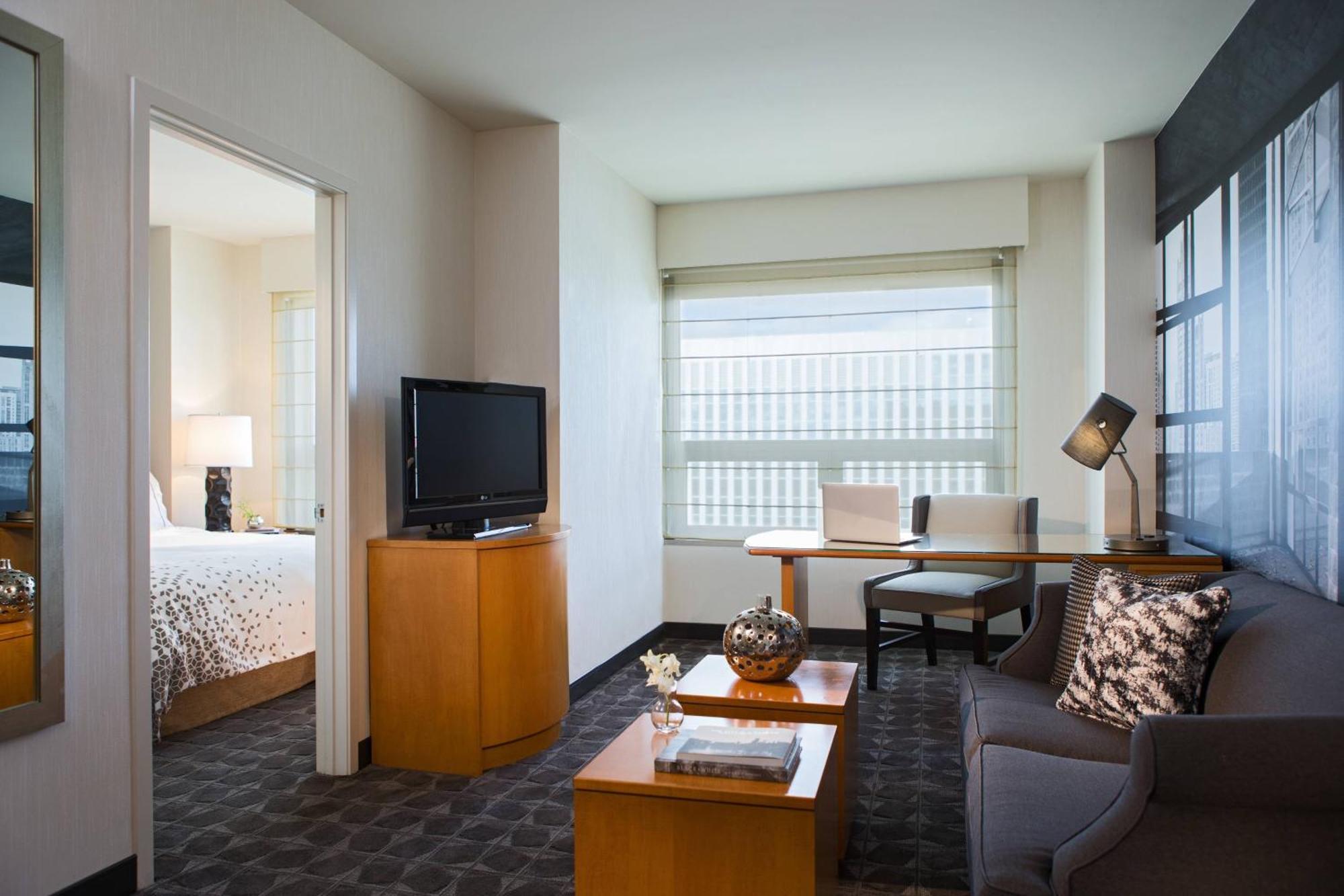 One-Bedroom Suite King Bed,1631555766:JPEG