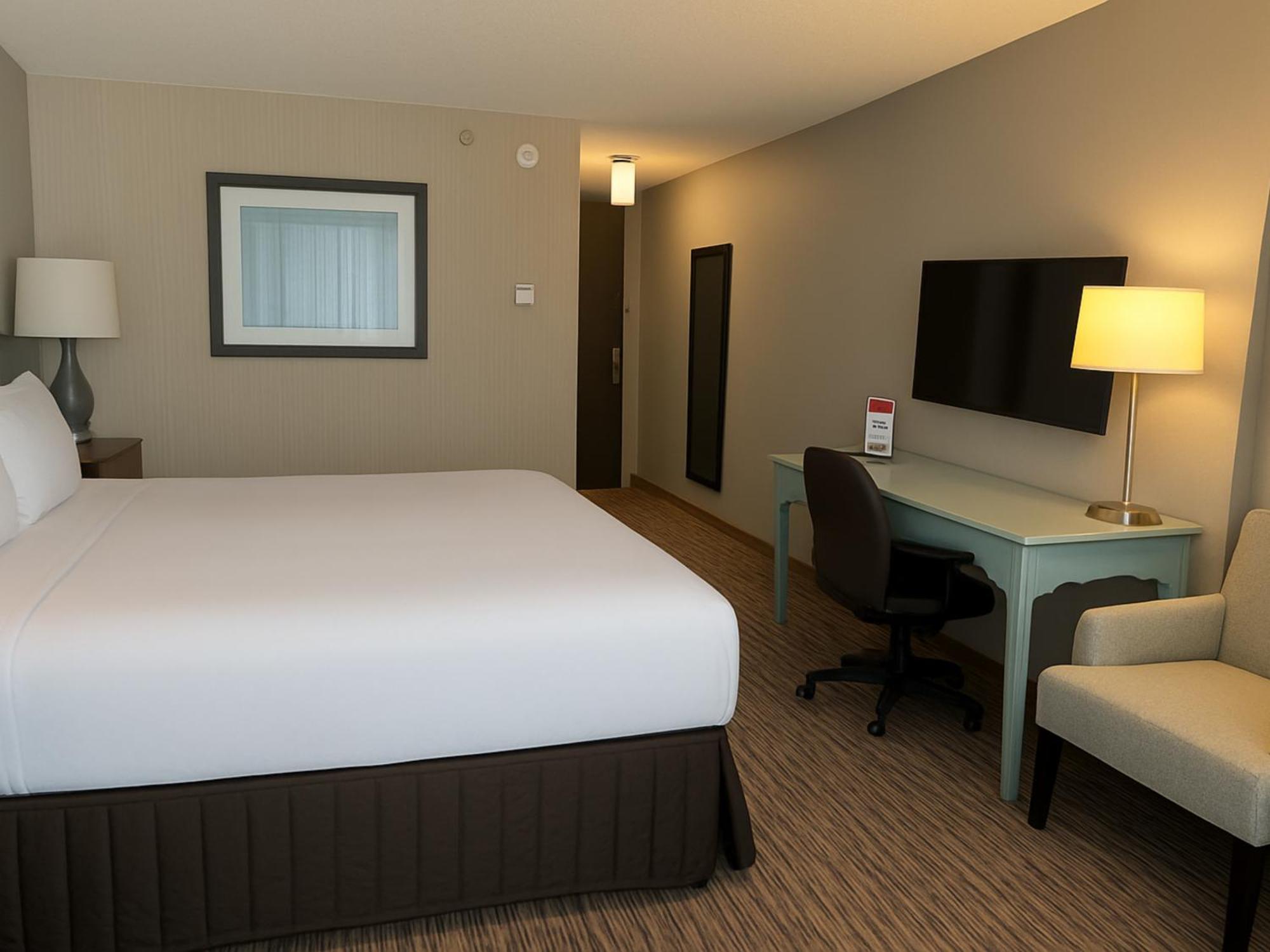 Standard King Room