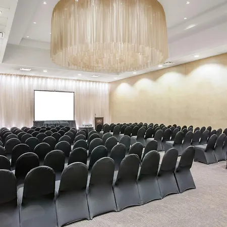 Crowne Plaza Chicago Ohare Hotel & Conf Ctr By Ihg-3
